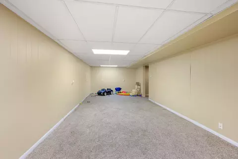 9285 Comstock Dr, Cincinnati, OH 45231 photo 20