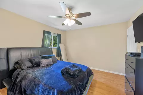 9285 Comstock Dr, Cincinnati, OH 45231 photo 12