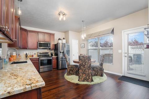 871 Anson Dr, Cincinnati, OH 45245 photo 8