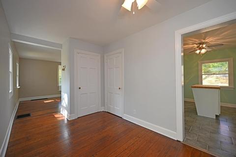 269 Bonham Rd, Cincinnati, OH 45215 photo 13