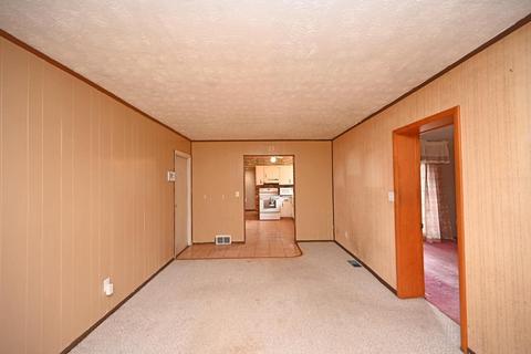 908 Holyoke Dr, Cincinnati, OH 45240 photo 16