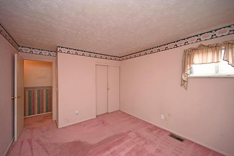 908 Holyoke Dr, Cincinnati, OH 45240 photo 30