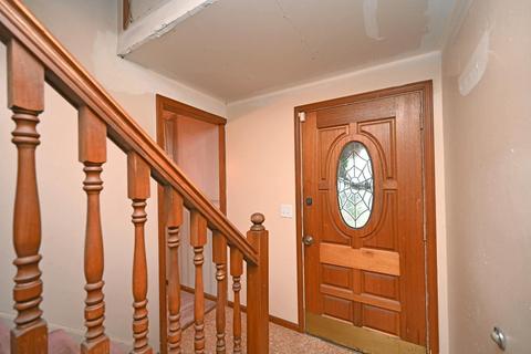 908 Holyoke Dr, Cincinnati, OH 45240 photo 5