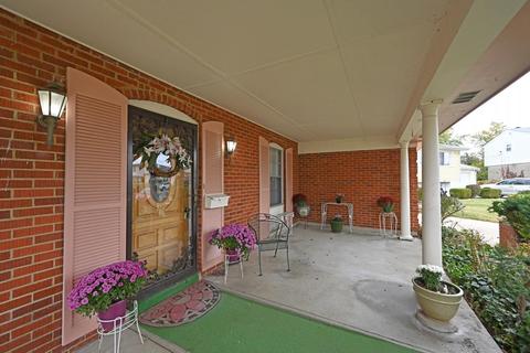908 Holyoke Dr, Cincinnati, OH 45240 photo 4