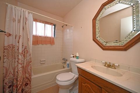908 Holyoke Dr, Cincinnati, OH 45240 photo 31
