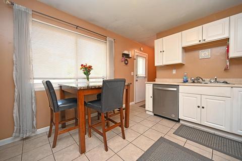 1918 Windmill Way, Cincinnati, OH 45231 photo 15