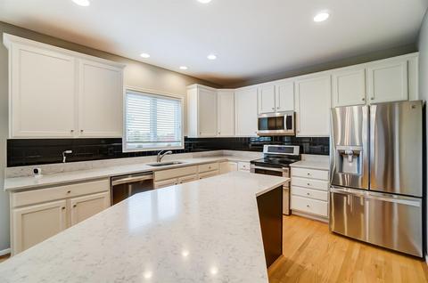3447 Mackenzie Xing, Cincinnati, OH 45245 photo 12
