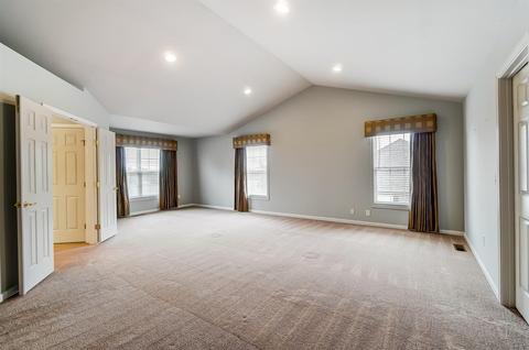 3447 Mackenzie Xing, Cincinnati, OH 45245 photo 17