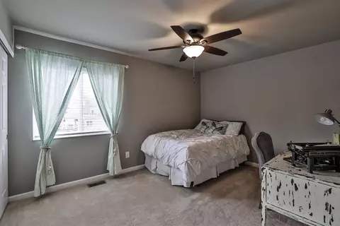 10090 Thoroughbred Ln, Cincinnati, OH 45231 photo 24