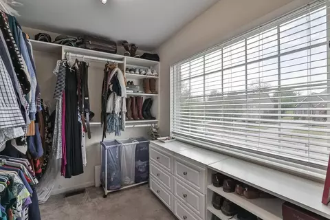 10090 Thoroughbred Ln, Cincinnati, OH 45231 photo 20