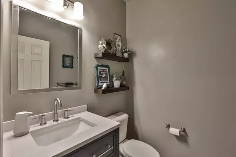 10090 Thoroughbred Ln, Cincinnati, OH 45231 photo 35