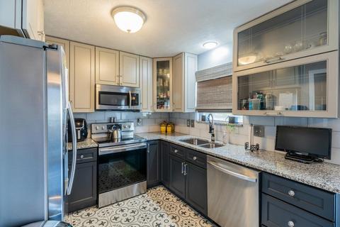 11127 Centennial Ave, Blue Ash, OH 45242 photo 7