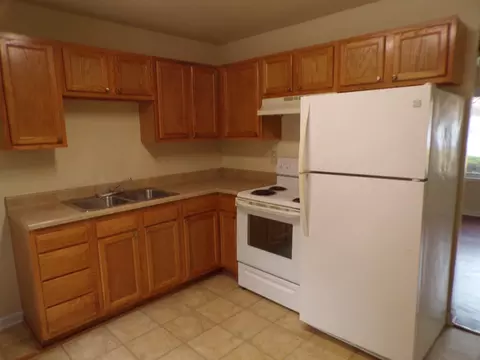 4290 Beechmont Dr, Cincinnati, OH 45244 photo 6