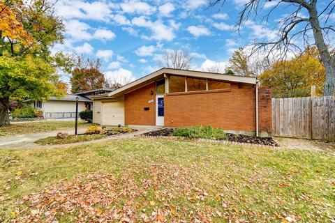 10964 Carnegie Dr, Forest Park, OH 45240 photo 2