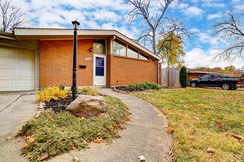10964 Carnegie Dr, Forest Park, OH 45240 photo 3