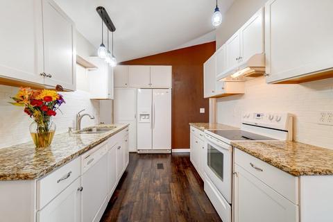 10964 Carnegie Dr, Forest Park, OH 45240 photo 10
