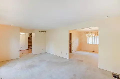 6704 Devonwood Dr, Cincinnati, OH 45224 photo 6