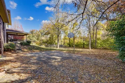 6704 Devonwood Dr, Cincinnati, OH 45224 photo 42