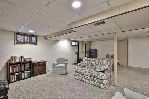 977 Glenna Dr, Cincinnati, OH 45238 photo 20