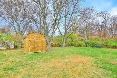 692 Woodthrush Dr, Cincinnati, OH 45244 photo 31