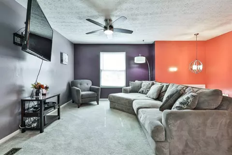692 Woodthrush Dr, Cincinnati, OH 45244 photo 7