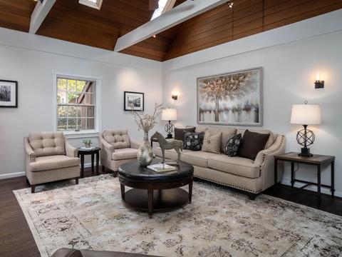 6704 Miami Bluff Dr, Mariemont, OH 45227 photo 12