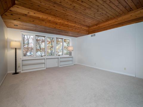 6704 Miami Bluff Dr, Mariemont, OH 45227 photo 30
