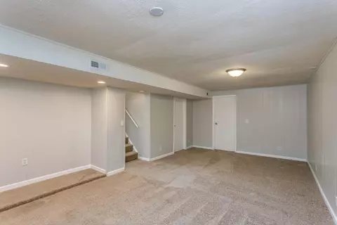 9096 Tag Dr, Cincinnati, OH 45231 photo 23