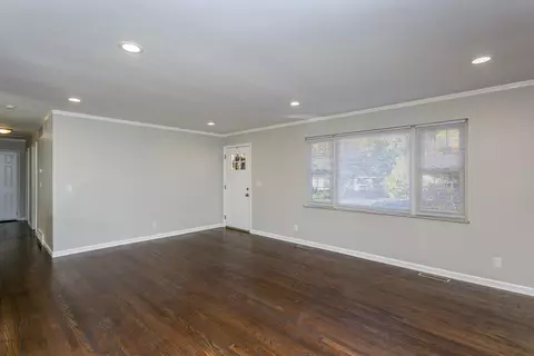 9096 Tag Dr, Cincinnati, OH 45231 photo 4
