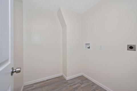 1409 Amesbury Dr, Cincinnati, OH 45231 photo 27