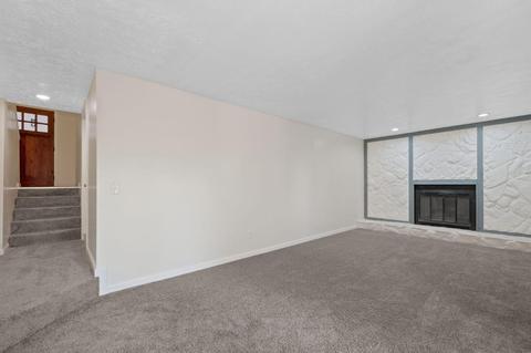1409 Amesbury Dr, Cincinnati, OH 45231 photo 24