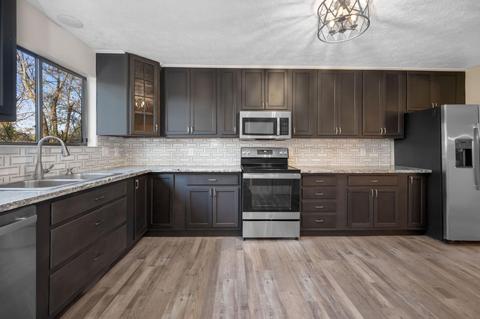 1409 Amesbury Dr, Cincinnati, OH 45231 photo 14