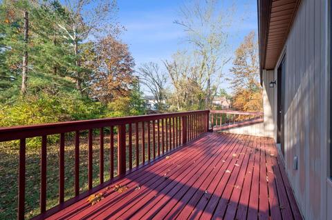 1409 Amesbury Dr, Cincinnati, OH 45231 photo 19