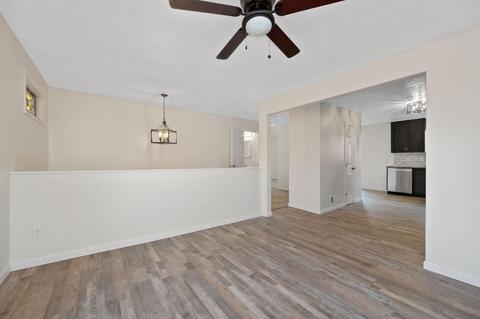 1409 Amesbury Dr, Cincinnati, OH 45231 photo 11