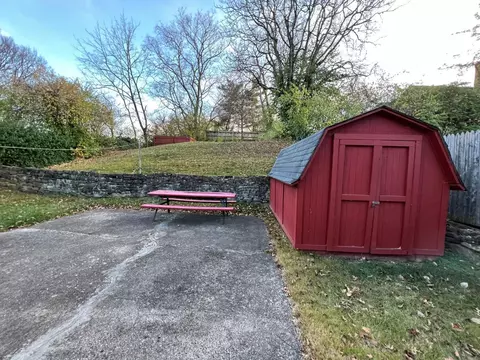 4291 Foley Rd, Cincinnati, OH 45238 photo 3