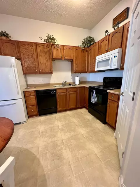 954 Crossing Pointe, Cincinnati, OH 45231 photo 13