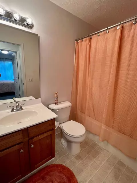 954 Crossing Pointe, Cincinnati, OH 45231 photo 21