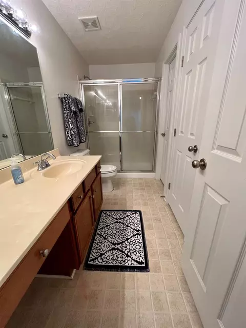 954 Crossing Pointe, Cincinnati, OH 45231 photo 19