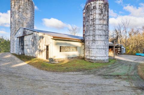 213 Irvin Rd, Blanchester, OH 45107 photo 5