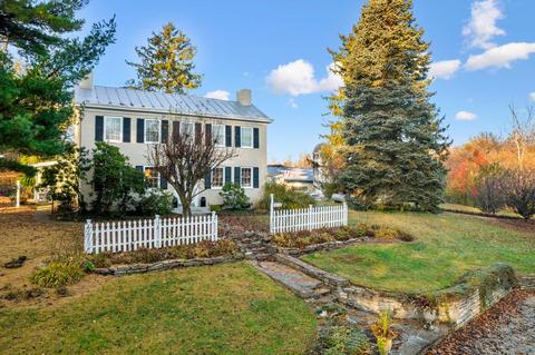 213 Irvin Rd, Blanchester, OH 45107 photo 2