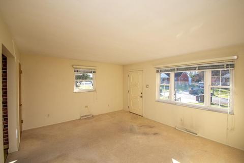 9726 Woodmill Ln, Cincinnati, OH 45231 photo 4