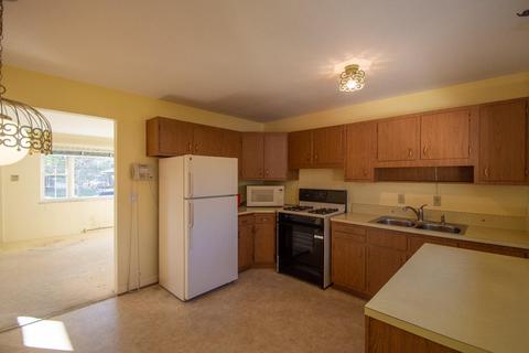 9726 Woodmill Ln, Cincinnati, OH 45231 photo 6