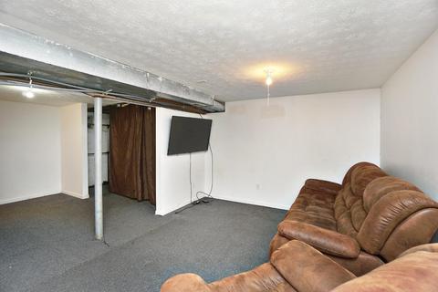 122 Walnut St, Franklin, OH 45005 photo 14