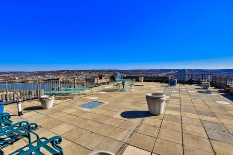 945 Hill St, Cincinnati, OH 45202 photo 36