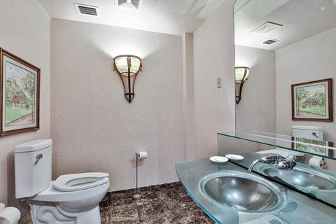 945 Hill St, Cincinnati, OH 45202 photo 28