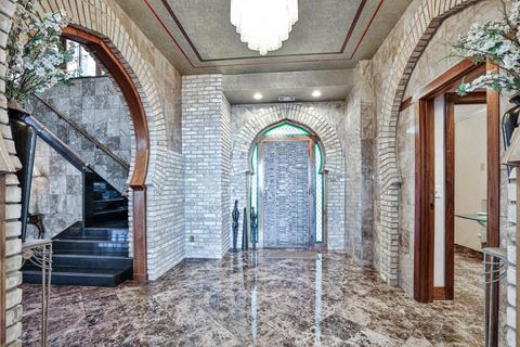 945 Hill St, Cincinnati, OH 45202 photo 3