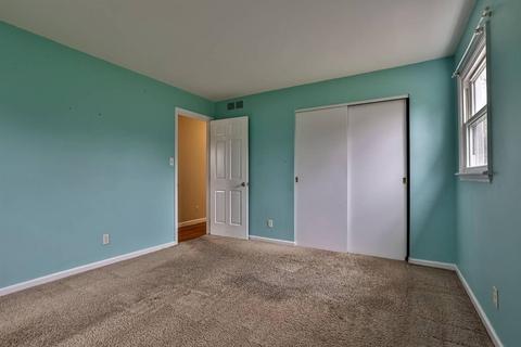412 Stonehearst Ln, Cincinnati, OH 45231 photo 46