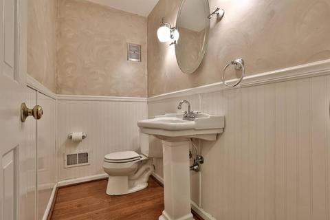 412 Stonehearst Ln, Cincinnati, OH 45231 photo 33