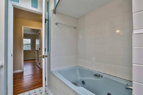 412 Stonehearst Ln, Cincinnati, OH 45231 photo 48