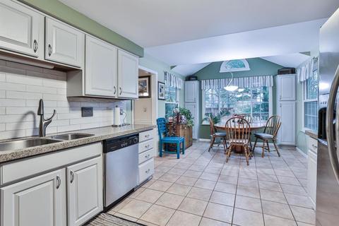 7940 Deerhurst Pl, Maineville, OH 45039 photo 16
